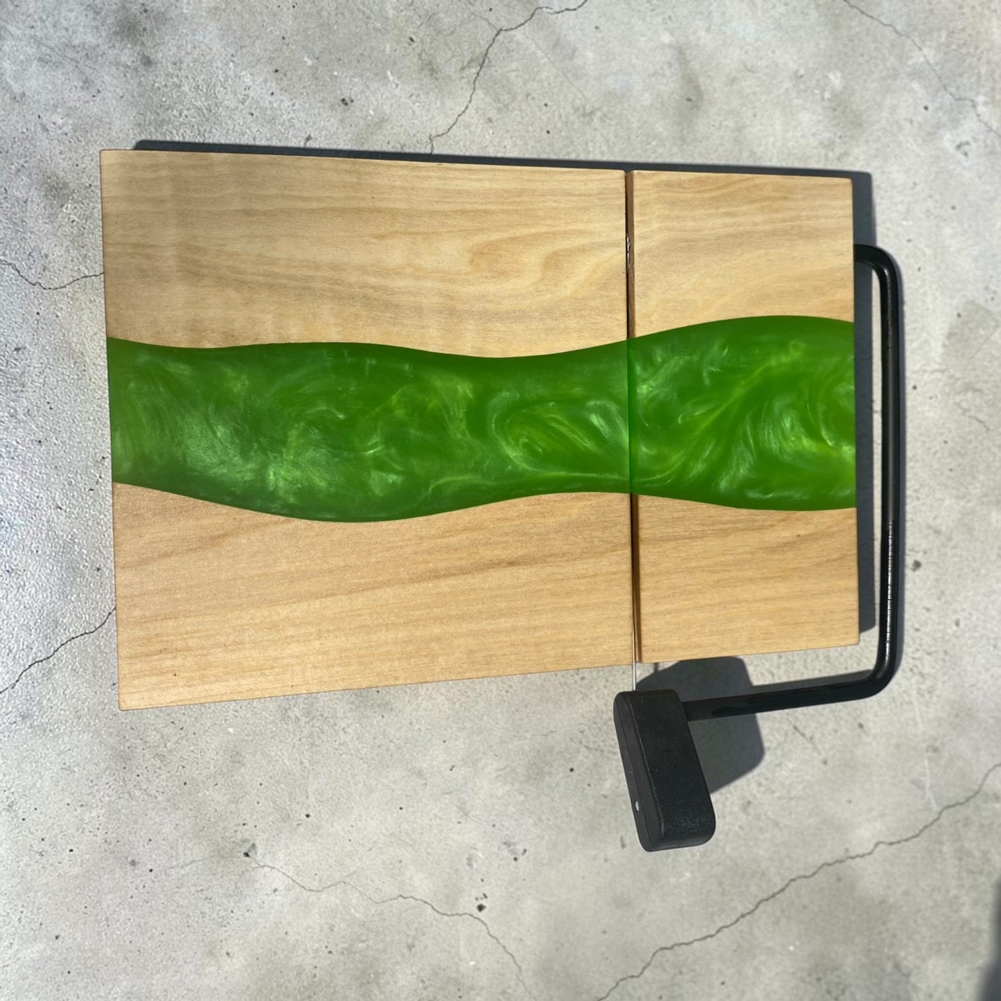 Epoxy Cheese Slicer- Light Green
