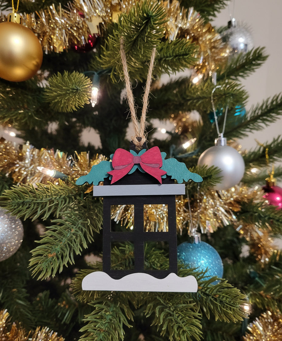 Wood Christmas Ornaments: Window